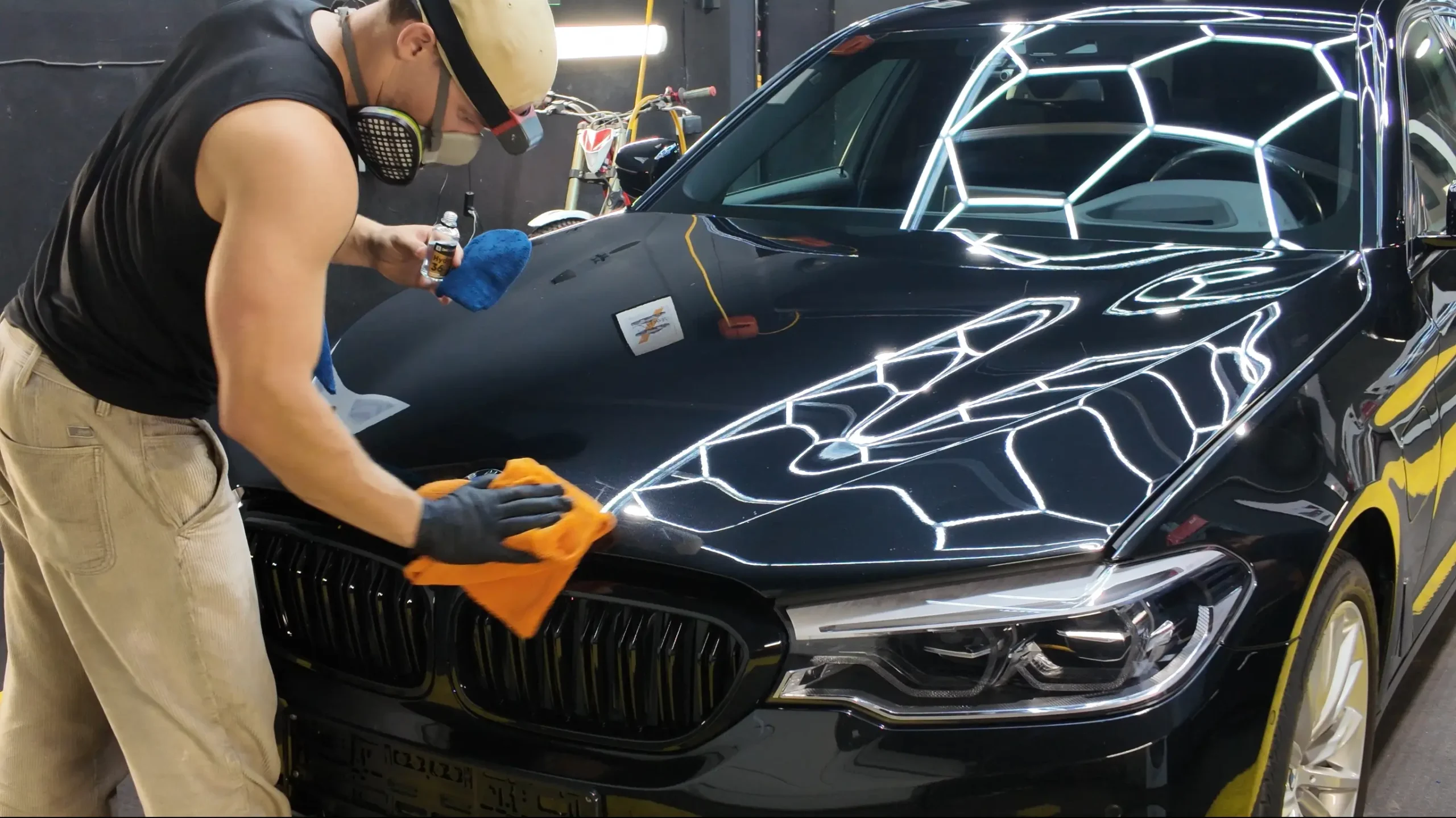 Keraminės dangos dengimas, apsauga nuo UV saulės spindulių